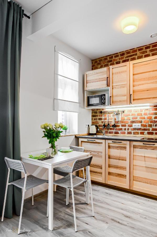 Uno Apartaments Katowice Buitenkant foto
