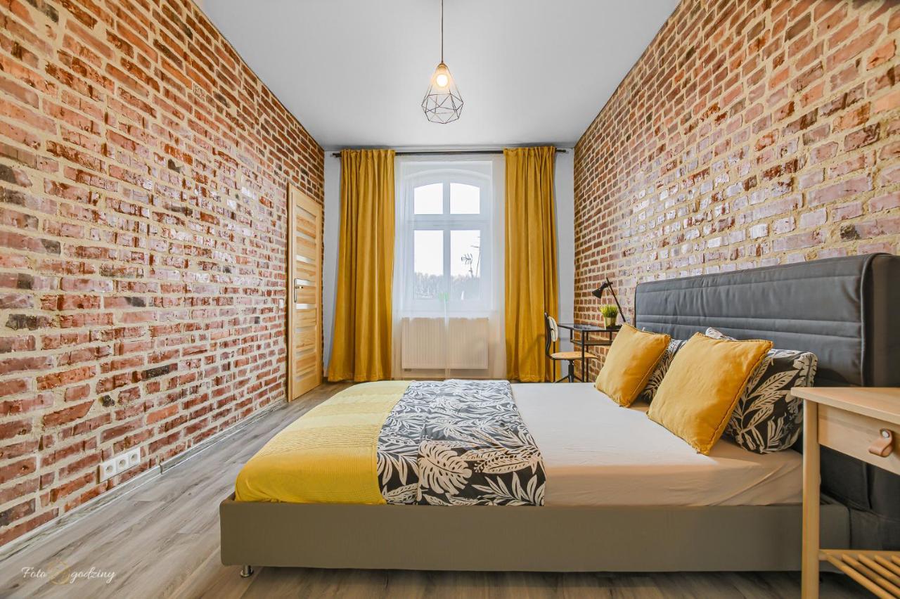 Uno Apartaments Katowice Buitenkant foto