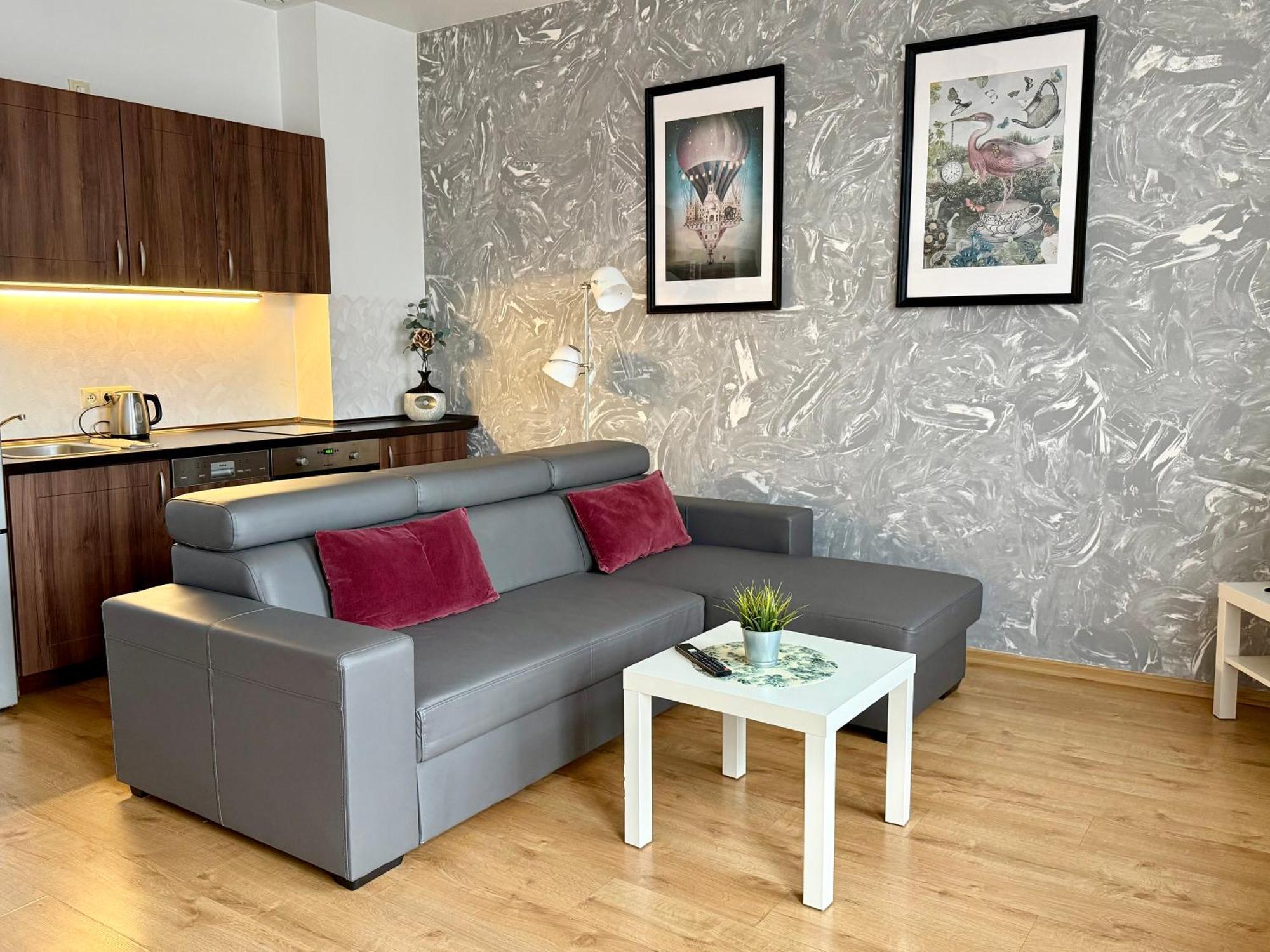 Uno Apartaments Katowice Buitenkant foto