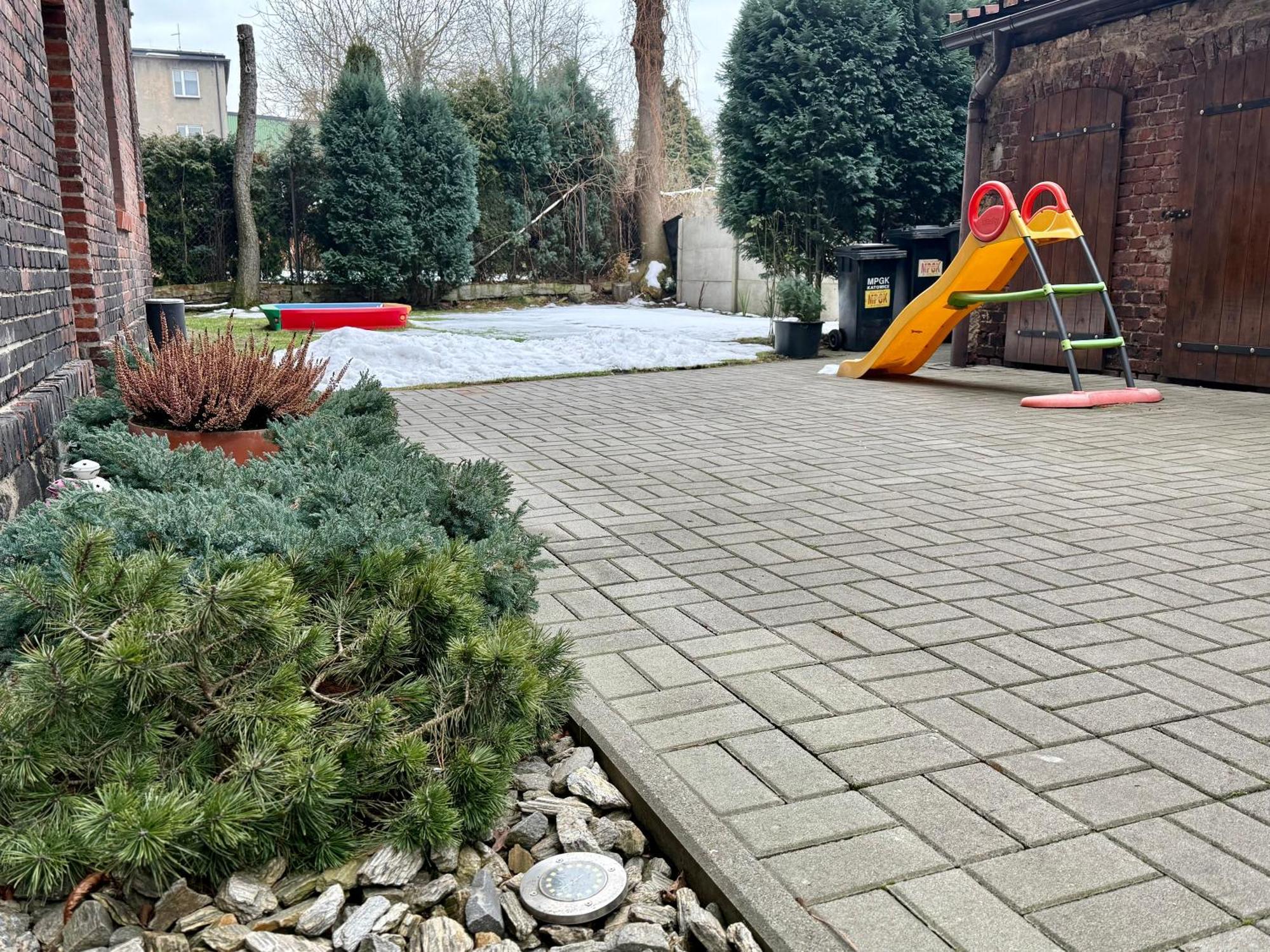 Uno Apartaments Katowice Buitenkant foto