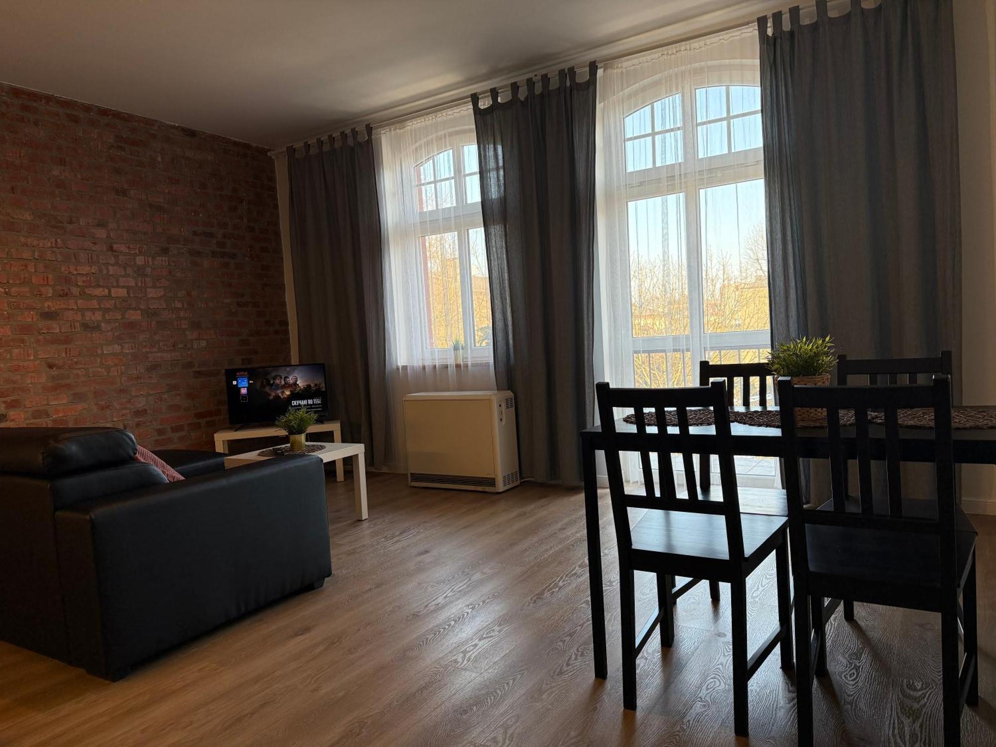 Uno Apartaments Katowice Buitenkant foto