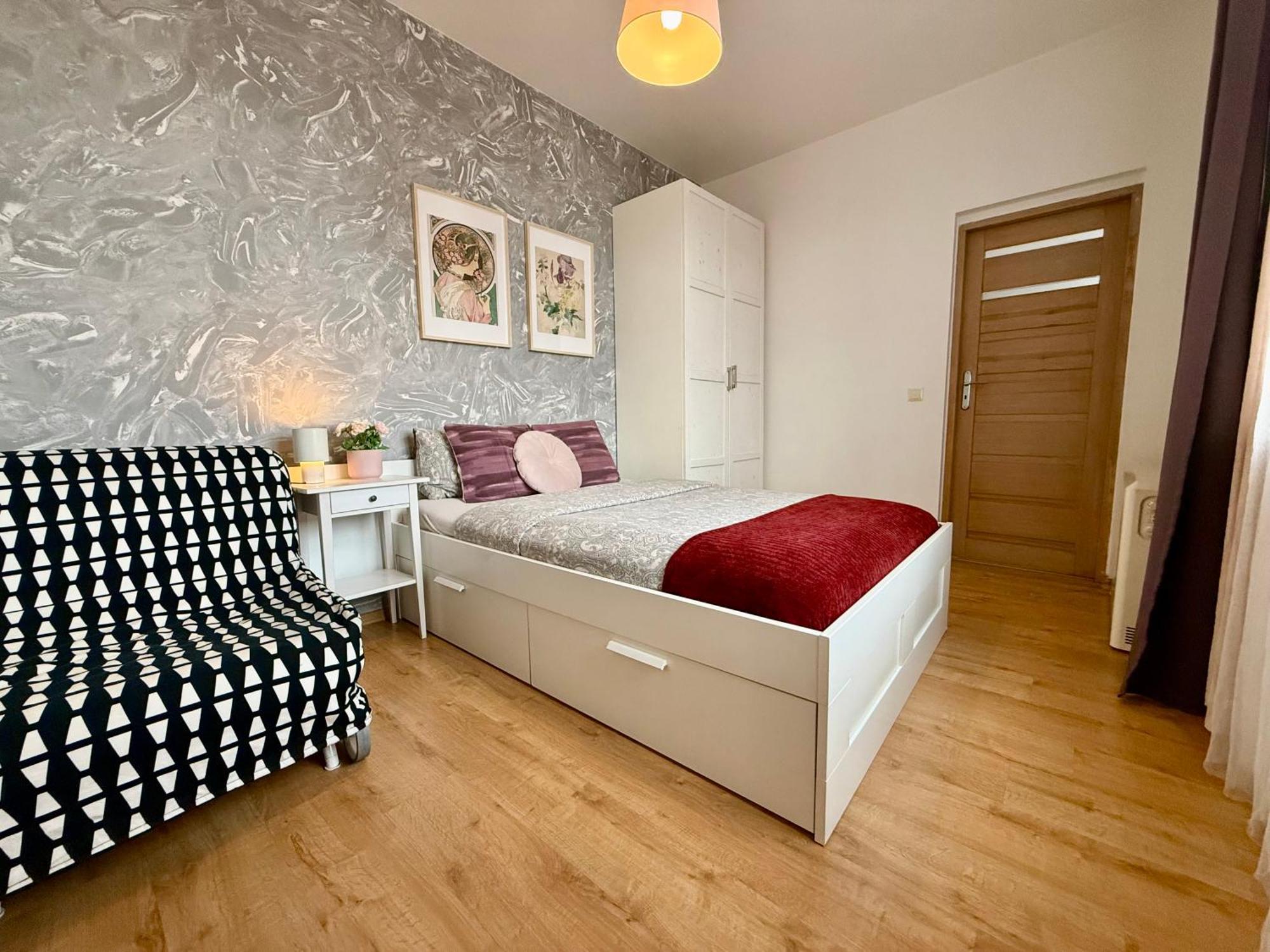 Uno Apartaments Katowice Buitenkant foto