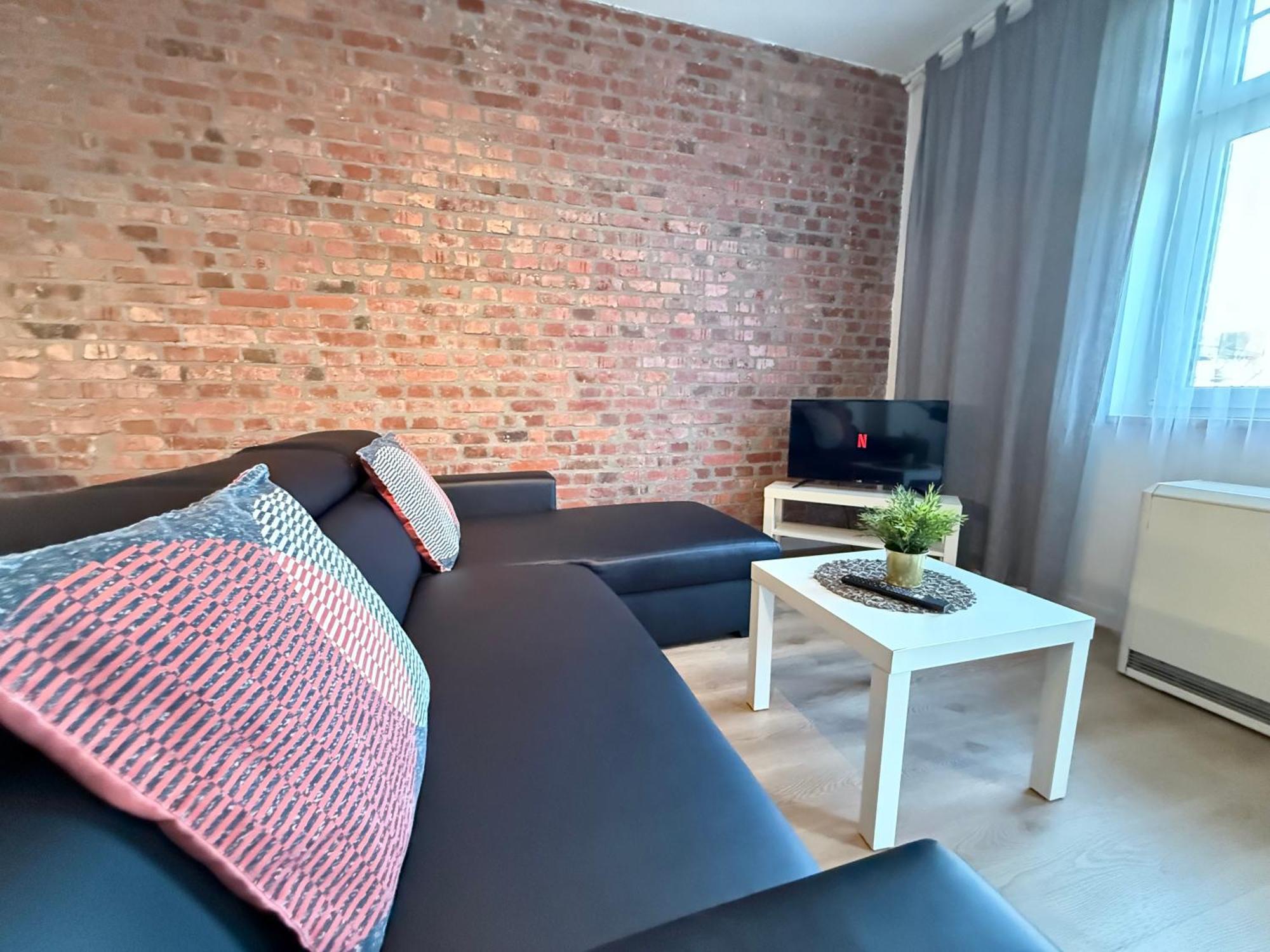 Uno Apartaments Katowice Buitenkant foto