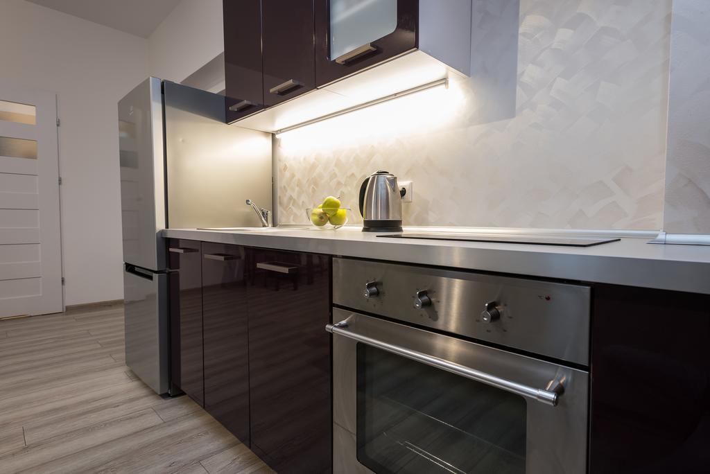 Uno Apartaments Katowice Buitenkant foto