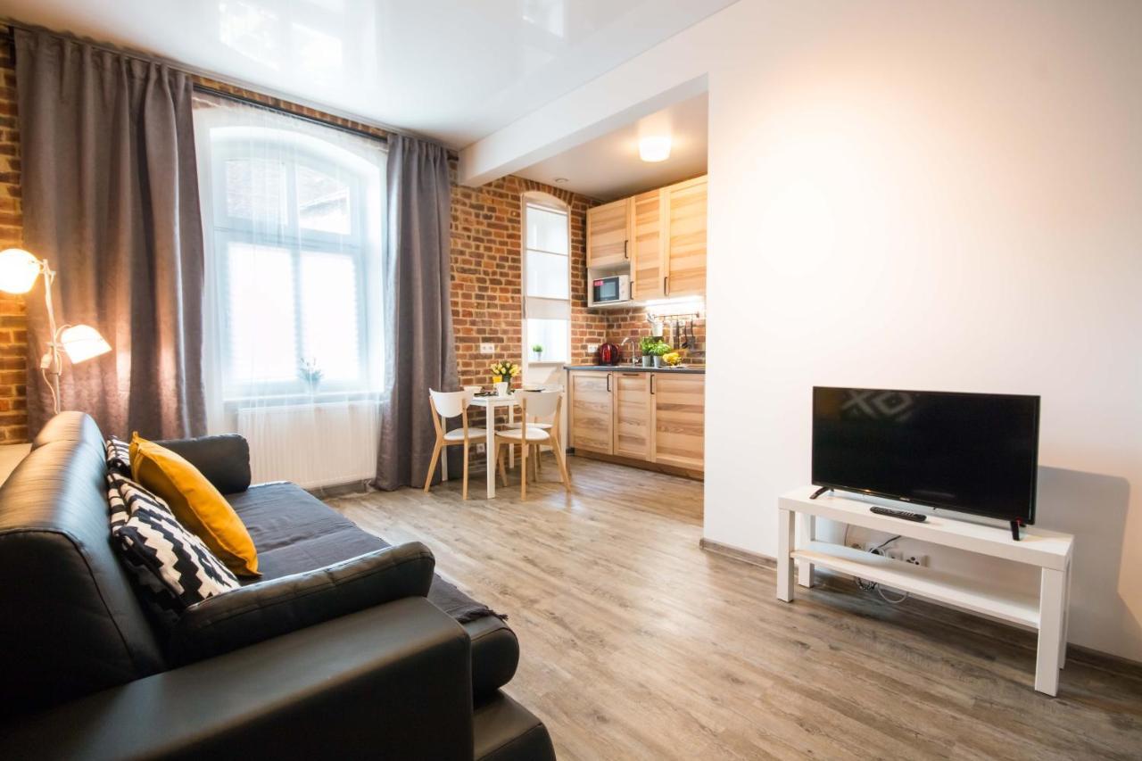 Uno Apartaments Katowice Buitenkant foto
