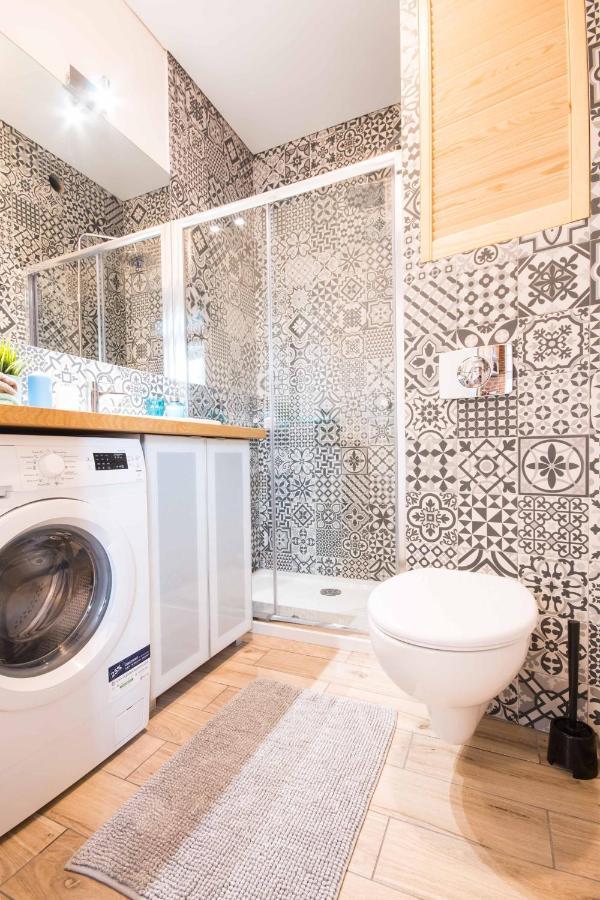 Uno Apartaments Katowice Buitenkant foto